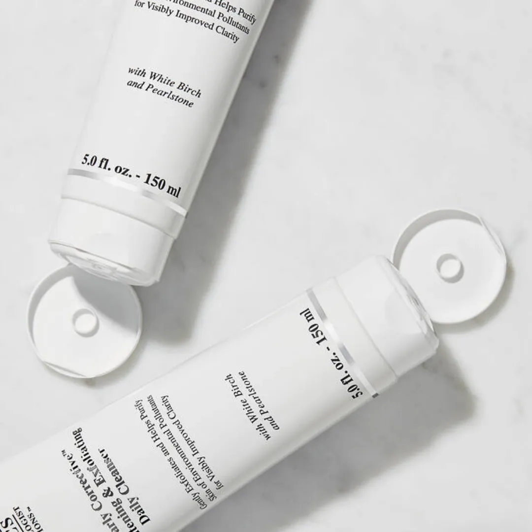 Kiehl's Clearly Corrective Brightening & Exfoliating Daily Cleanser 150ml