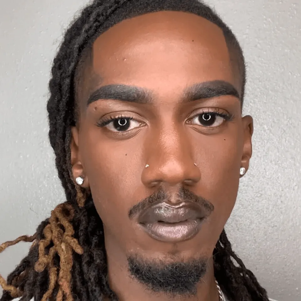 Makeup Revolution Conceal & Define Concealer